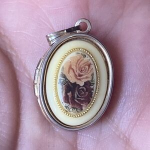 Vintage Gold Tone Floral Roses Locket Pendant Cottage Garden Whimsy Ethereal